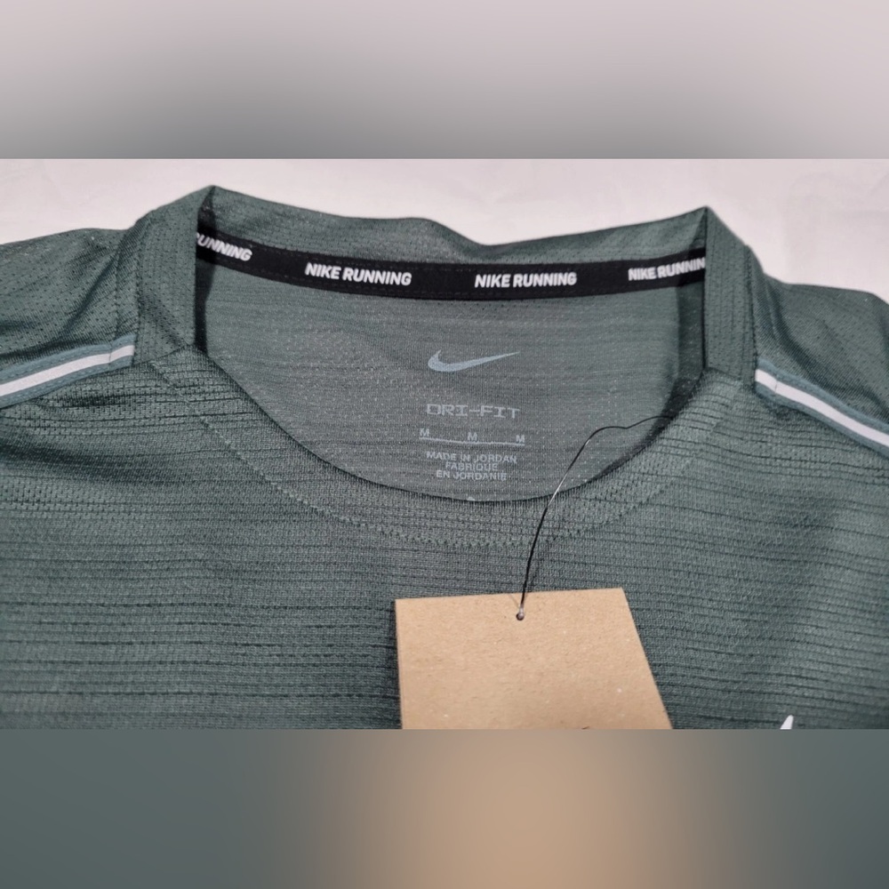 Nike Men’s Dri-Fit Miler Running Shirt AJ7565-338 - Picture 5 of 12